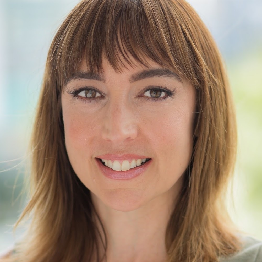 Meet your Posher, Amira